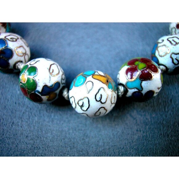 Vintage Cloisonné Beaded Necklace With Floral Design & Intricate Clasp - 24 Inch - Picture 2 of 4